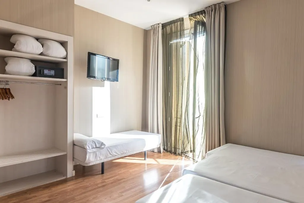 Hostal Bcn Ramblas Barcelona 2*,  Spanien